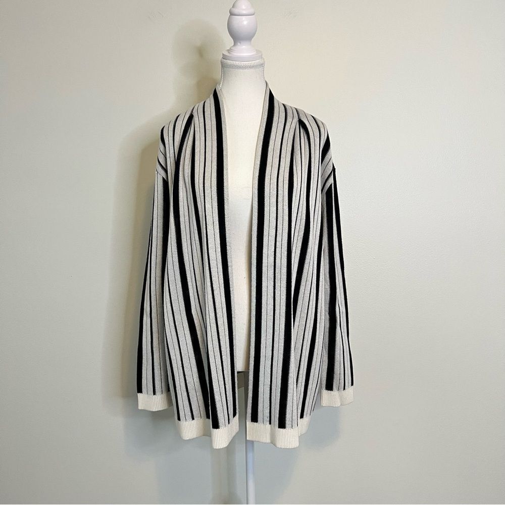 St. John Wool Cashmere Blend Open Front Cardigan Sweater Black White Stripe Sz S - Picture 2 of 10